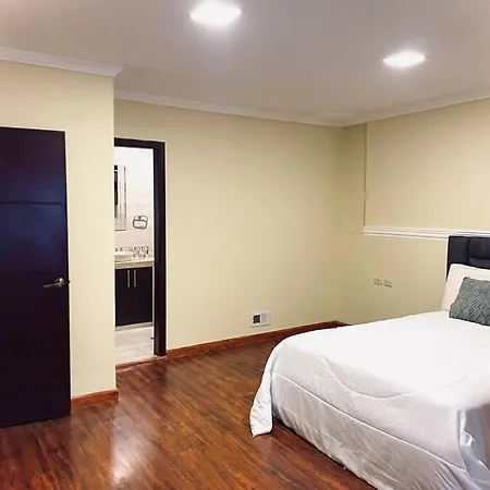 Cerca De Todo ! Apartment Ambato Exterior photo