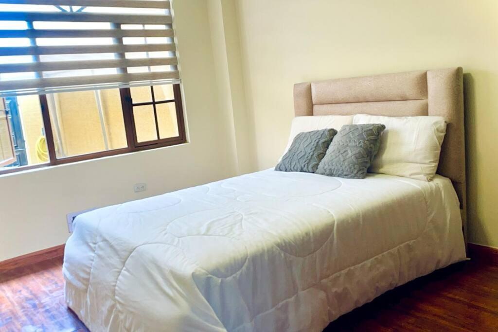 Cerca De Todo ! Apartment